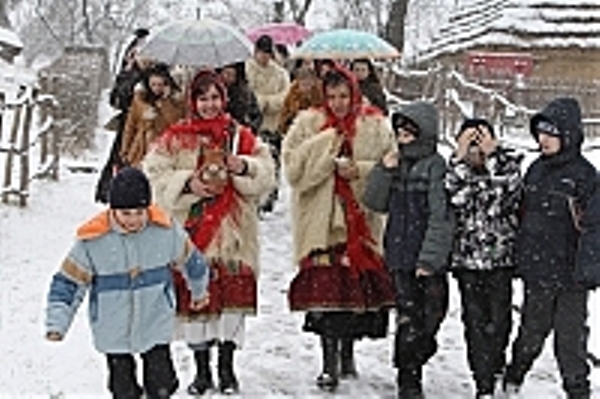 Костюмоване святкування Стрітення в Закарпатському обласному музеї народної архітектури та побуту