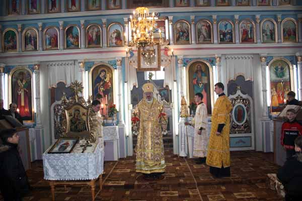 У селі на закарпатській Хустщині втановили меморіальну дошку о. Мозеру
