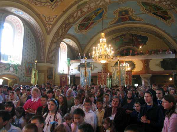 Архієрейська Літургія у церкві с. Старе Давидково