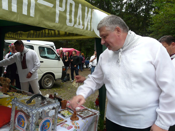 На Закарпатті трембіти кликали на Синевир