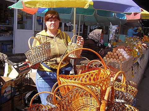 Пасхальные корзинки с закарпатской Изы продают даже в Виннице!