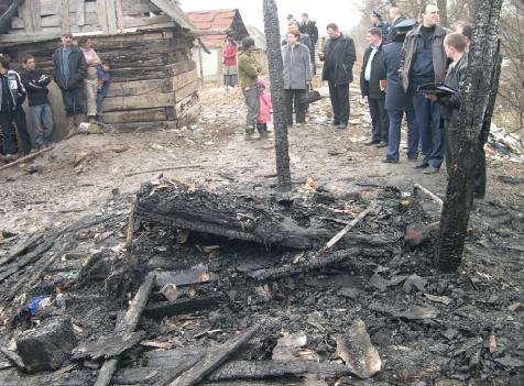 Сьогодні в Ужгороді у вогні загинула дворічна дитина (ФОТО)