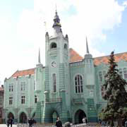 Іноземні інвестори побудують у  Мукачеві міжнародний аеропорт та  міні-гідроелектростанції