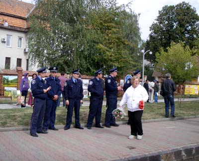 Як Божа Кульбабка день Сваляви відзначила, або Надувні кульки замість ремонту