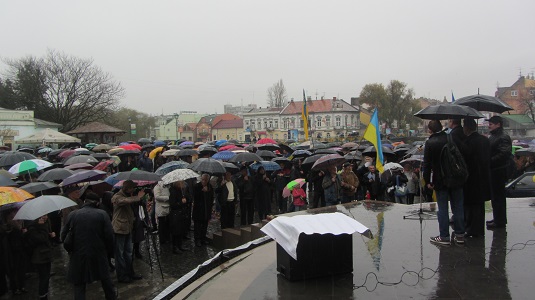 Відзначимо річницю початку Революції Гідності
