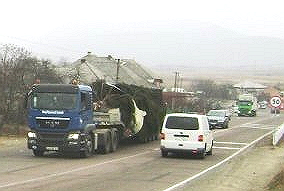 До Ужгорода їде головна ялинка Закарпаття (ФОТО)