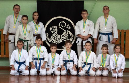 Закарпатські каратисти 25 разів підіймалися на п’єдестал Кубка України (ФОТО)