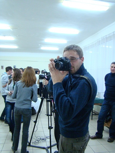 В Ужгороді відбулася фотовиставка Валентина Кузана "7 секунд" (ФОТО)