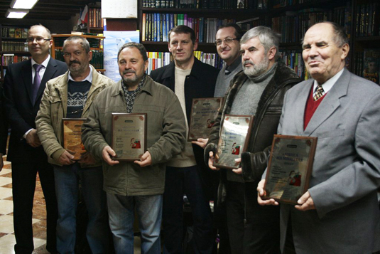 В Ужгороді підбили підсумки акції "Книга на Миколая" (ФОТО)