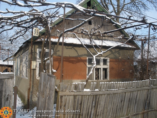 У Хусті під час пожежі в будинку загинули двоє чоловіків (ФОТО)