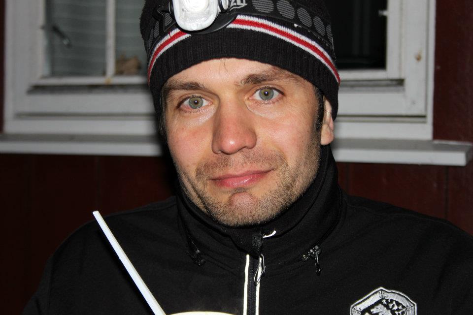 В.Мухідінов