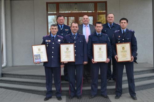 За перемогу в конкурсі дільничних інспекторів закарпатець отримав планшетний комп’ютер