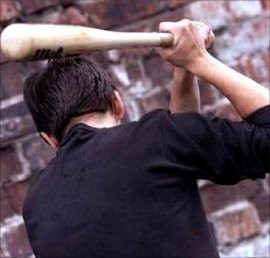 У Хусті 6-ро злочинців здійснили жорстокий напад на родину підприємця