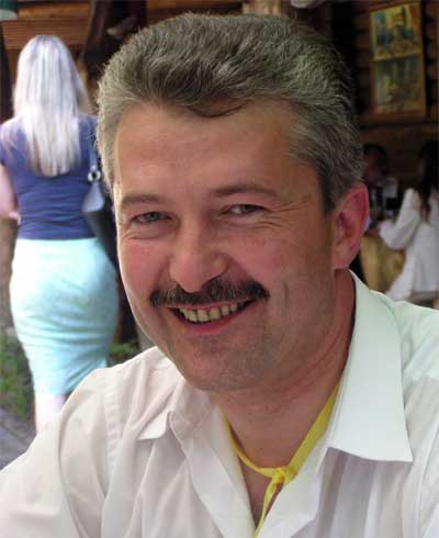 Василь Кузан в Ужгороді презентував спокусливу збірку поезій