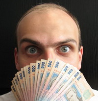 Псевдоміліціонер видурив від ужгородської пенсіонерки 4200 грн