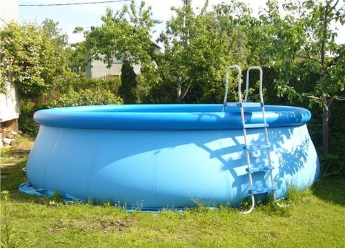 Ужгород: За фактом загибелі від струму 16-річної школярки порушено кримінальну справу (ВІДЕО)