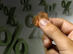 Угорщина ввела податок на банківські фінансові операції