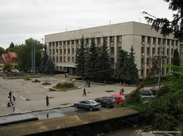 До 15 серпня вул. Мукачівська в Ужгороді матиме нове покриття