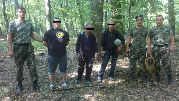 Чопські прикордонники затримали трьох нелегалів з Грузії