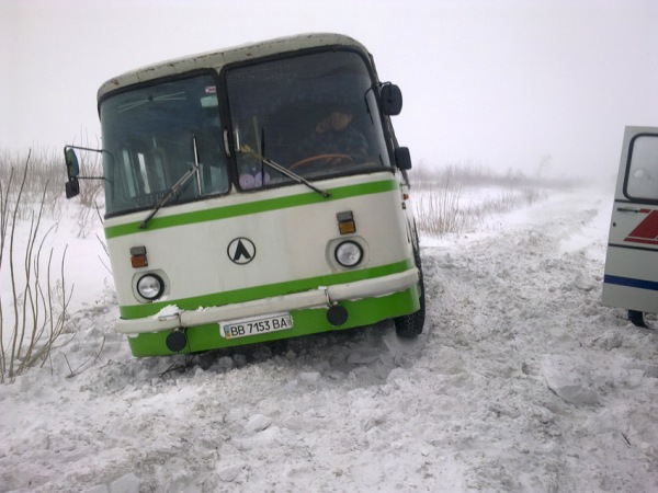 На Мукачівщині два рейсові автобуси з