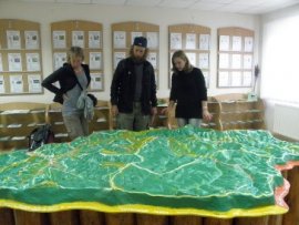 Чеські волонтери промаркують туристичні маршрути в НПП "Синевир"