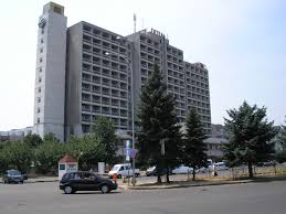 В Ужгороді працівники ДАІ намагалися не пропустити автобуси на Майдан
