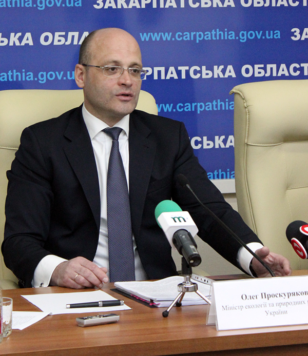Управління Погорєлова-молодшого підпорядкують Ледиді