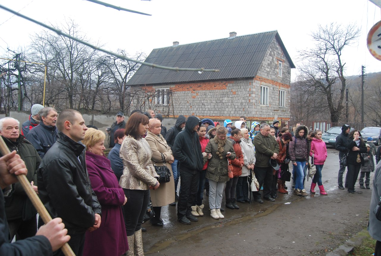«Карпатська Січ» відкрила меморіальну дошку Івану Рогачу (ФОТО)