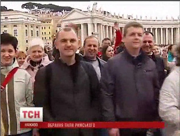 Першими з закарпатців нового Папу побачили виноградівці (ФОТО)
