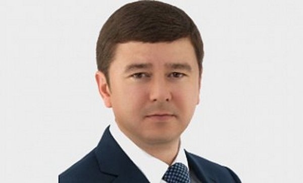 Спікер Рибак нарешті зачитав заяву Павла Балоги про вихід з Партії регіонів