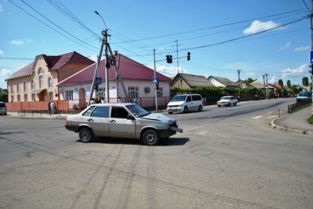 У Виноградові зіткнулися ВАЗ і ФІАТ (ФОТО)
