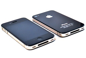 У Берегові в магазині IPhone-4 підмінили його іграшковою копією