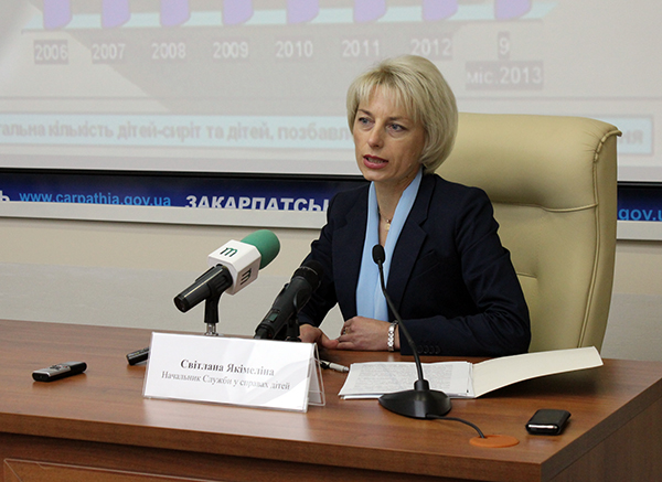Цьогоріч закарпатських сиріт усиновили сім