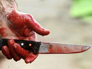 У Довгому на Іршавщині батько вдарив ножем сина