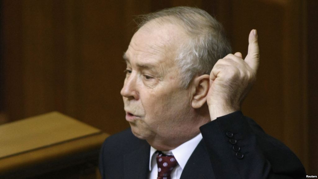 Спікер Рибак провідає на Закарпатті митників і своїх однопартійців