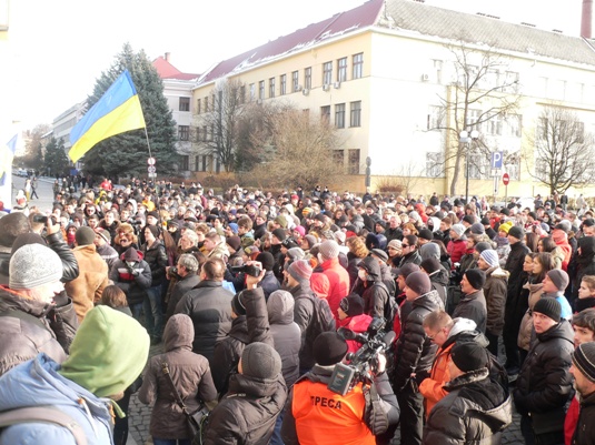 У СУБОТУ О 14.00 ЗАКАРПАТЦІ ЗНОВУ МАСШТАБНО ПІКЕТУВАТИМУТЬ ЗАКАРПАТСЬКУ ОДА