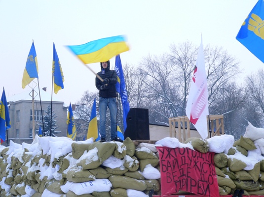 Перша декларація Народної ради Закарпаття: Ледида - у відставку, ПР та КП під забороною, міліція - з народом (ВІДЕО)