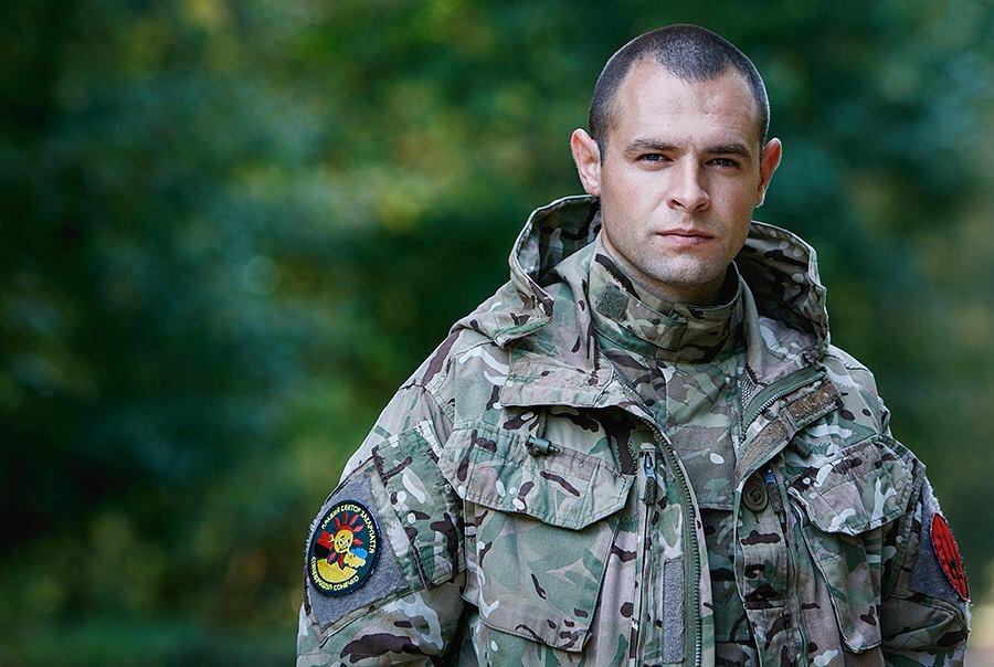 Кандидат від Правого Сектора закликав кандидатів від демократичних сил сісти за стіл переговорів і домовитися (ВІДЕО)