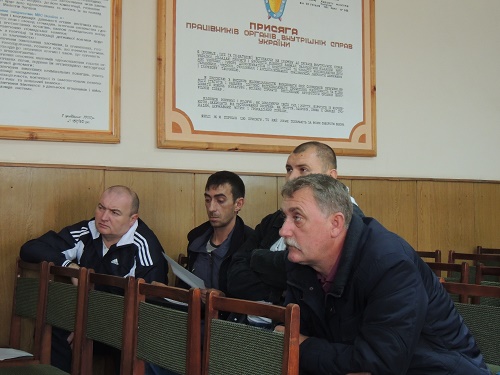 На Берегівщині "почистять" громадські формування і створять 5 загонів територіальної оборони (ФОТО)