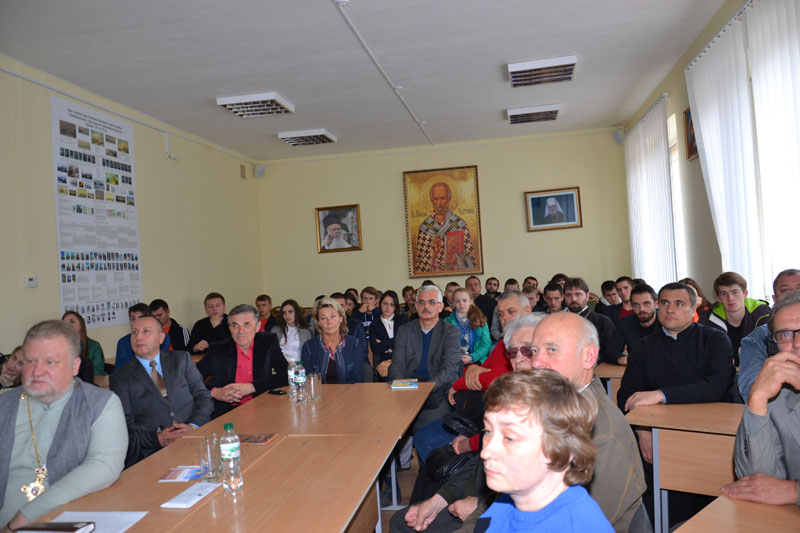 В Ужгороді презентували відеофільм "Майдан розкутого народу" (ФОТО)
