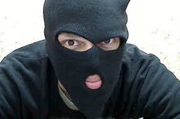 У Великій Доброні у безробітного вкрали велику суму грошей і 4 золоті персні