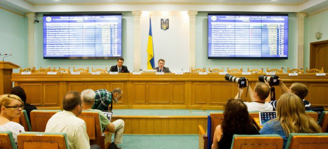 ЦВК прийняла оригінальні протоколи з двох останніх виборчих округів Закарпаття