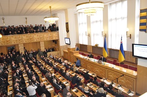 Закарпатські депутати ратують за збільшення терміну тимчасового ввезення автомобілів з іноземними номерами 