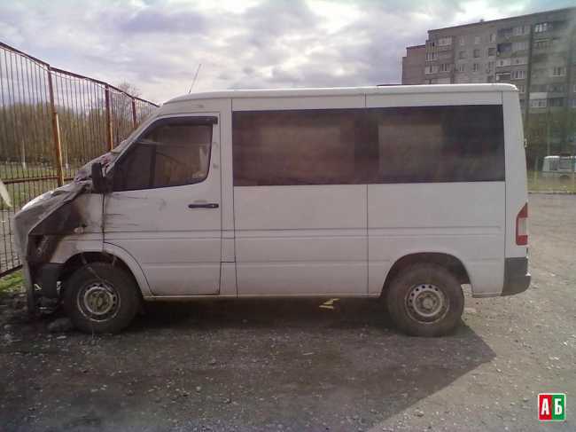 У Тернові на Тячівщині згорів Mercedes Sprinter