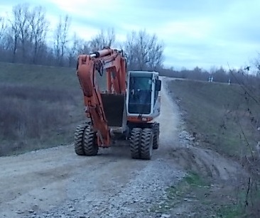 Прокуратура відреагувала на факт незаконного забору гравію з русел річок Закарпаття