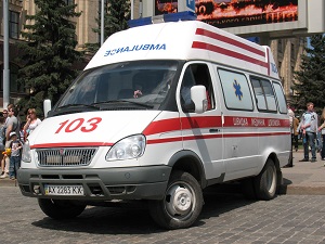 Ужгородець важко травмував голову, рятуючи 5-літрову пляшку вина