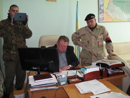 Шніцер пішов не у відставку, а у відпустку