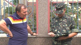 Черга в отриманні повісток дійшла до ужгородських депутатів: Погорєлова, Дацюка та Шевчука не знайшли (ВІДЕО)