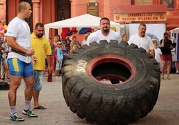 В Ужгороді на День Незалежності відбудуться змагання силачів "Карпатський ведмідь"
