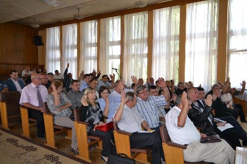 Депутати Берегівської райради звернулися до керівництва держави щодо прийняття у власність району та міста комплексу будівель УСБ «Закарпаття» (ФОТО, ВІДЕО)